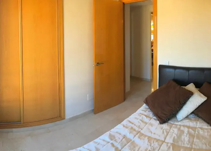 Sun Hill Pacos 2 Bed 푸엔히롤라